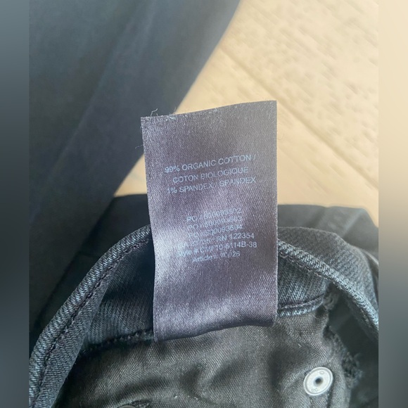 Aritzia Denim Forum Marianne Flare Jeans 26 Black Mid Rise EUC - Picture 8 of 11